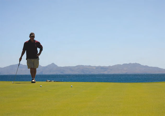 A Relaxing Game of Golf