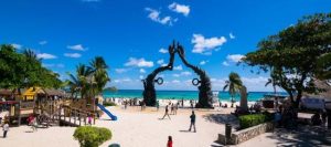 Parque Fundadores in Playa del Carmen