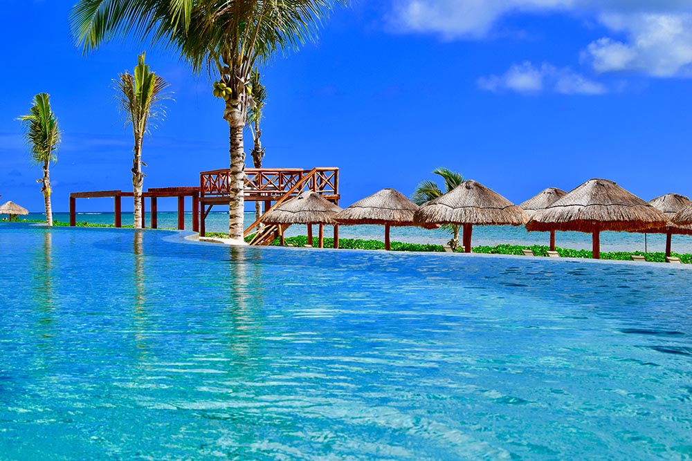Expat communities in Puerto Morelos