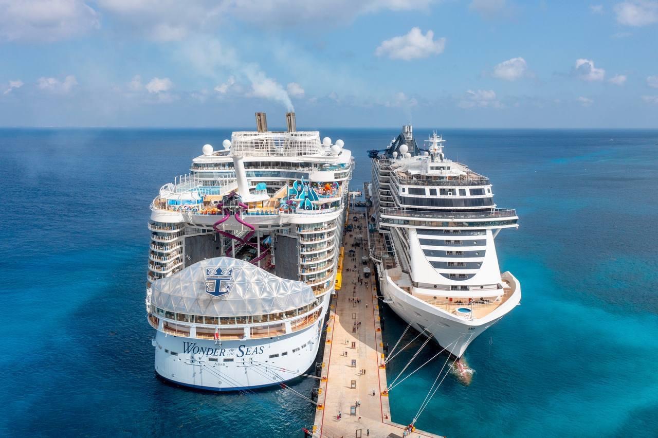 Cozumel, Isla de las Golondrinas, Luxury cruise ship port