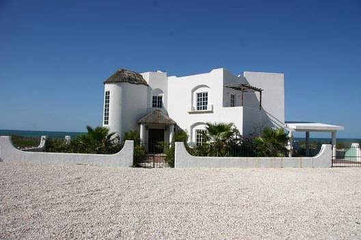 Bargain Mexican beachfront homes